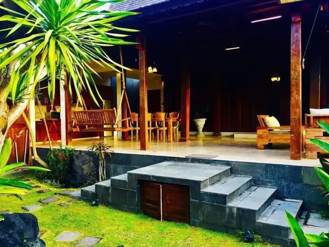 FOR SALE VILLA  AT SANUR - Image 2 of 9