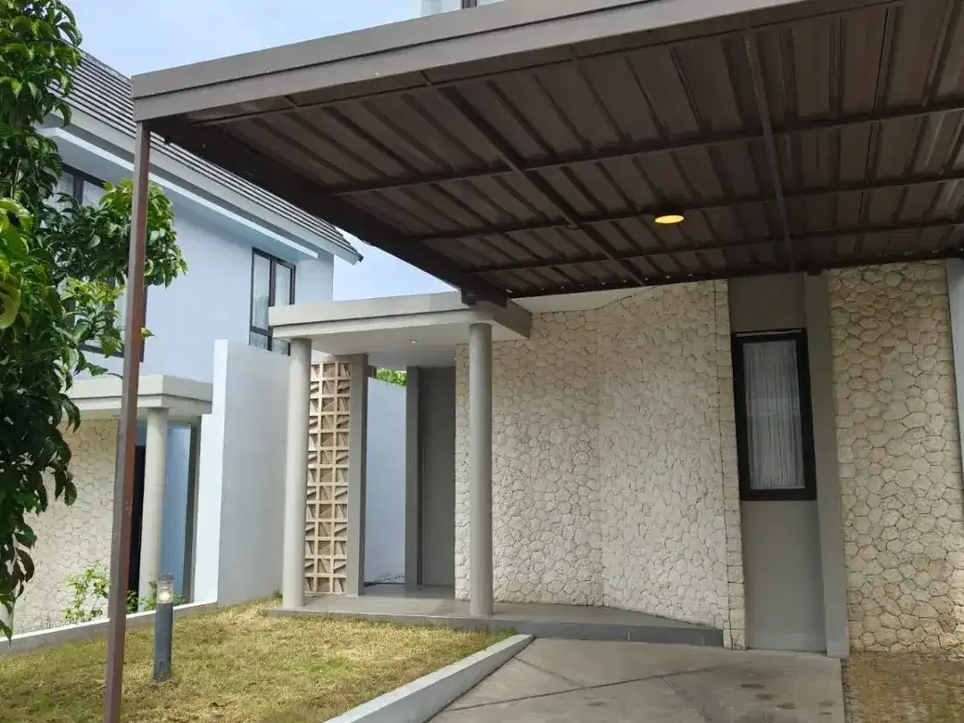 FOR RENT HUNIAN MINIMALIS CLUSTER WITH CLUB HOUSE SUPER NYAMAN DI JIMBARAN - Image 1 of 10