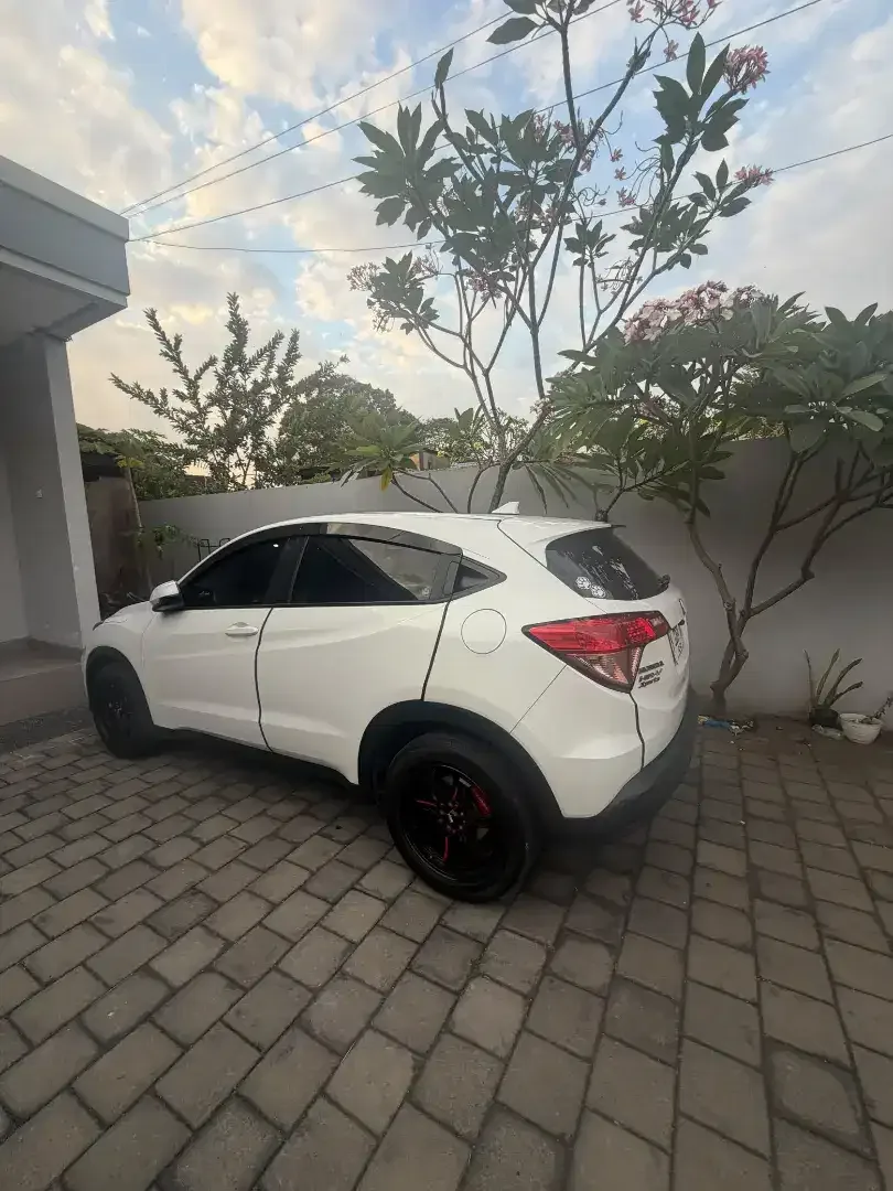 HR-V TYPE S 2016 MATIC - Image 4 of 6