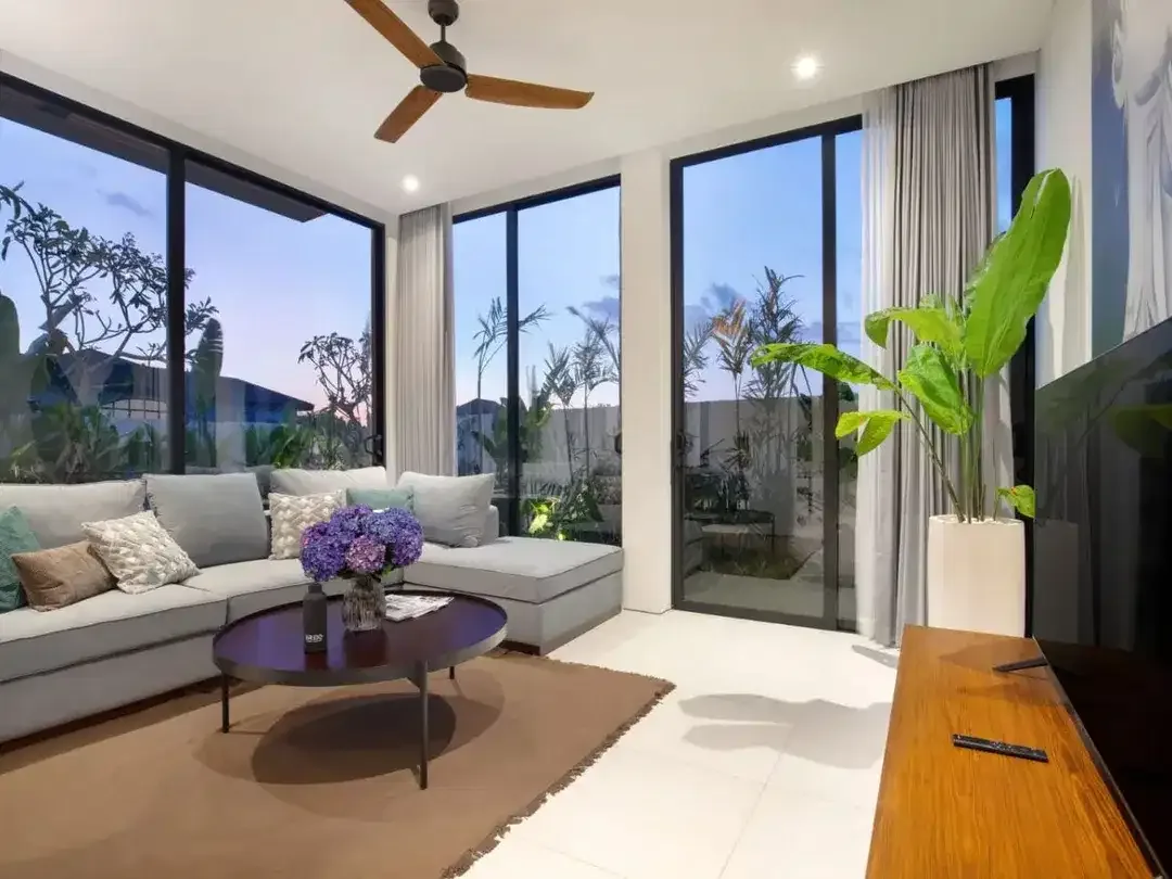 Luxury Oceanfront Villa in Pererenan – Canggu - Image 8 of 10