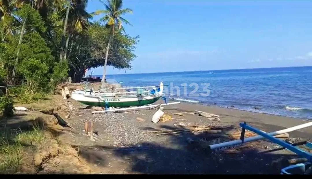 Beachfront Land 16 Are Pinggir Pantai Tejakula Buleleng Bali - Image 4 of 4