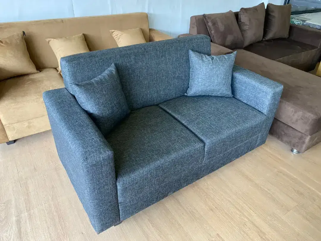 Sofa baru 2 seater - Image 4 of 5