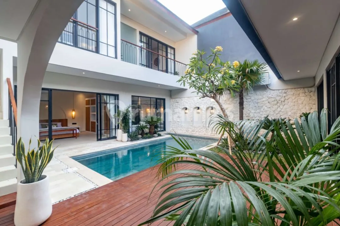 Villa modern minimalis di Jimbaran Poh Gading - Image 1 of 4