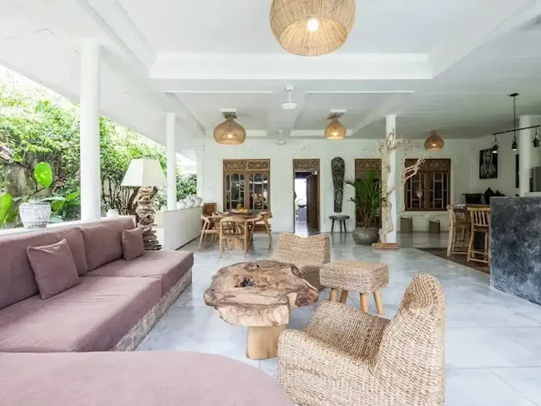 Villa 2 Kamar Tidur Menawan di Bidadari, Seminyak – Leasehold hingga 2039 - Image 3 of 10