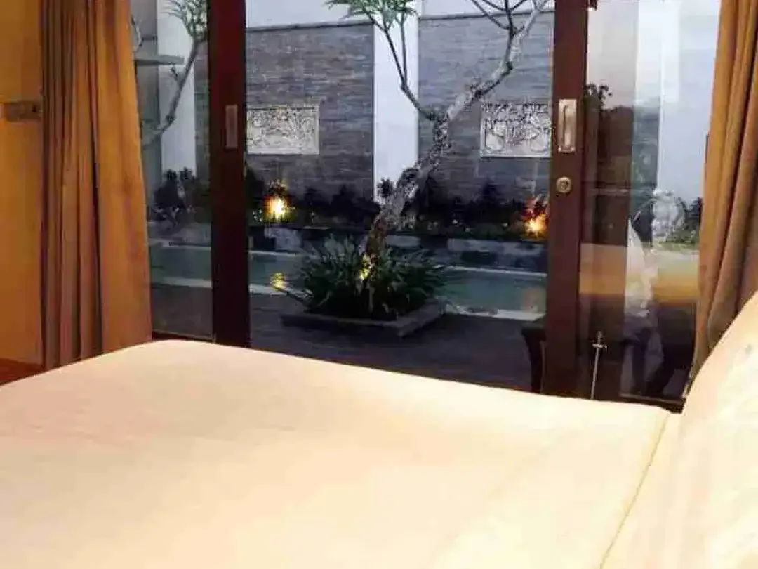 dijual villa 4 bedroom tanpa furniture di Taman Sakura dekat hotel Ayana jimbaran Kuta Selatan Badung Bali - Image 6 of 6