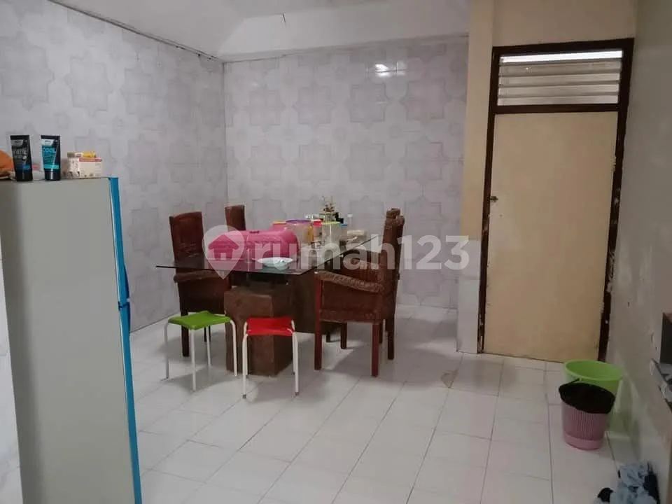 Rumah 2 Lantai Dekat Pantai Sanur dan Area Renon - Image 3 of 4