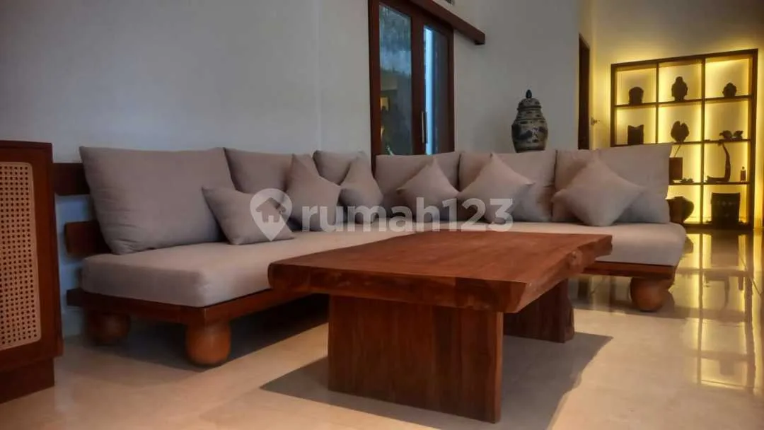 Villa Siap Huni Furnished Dekat ke Canggu - Image 3 of 4