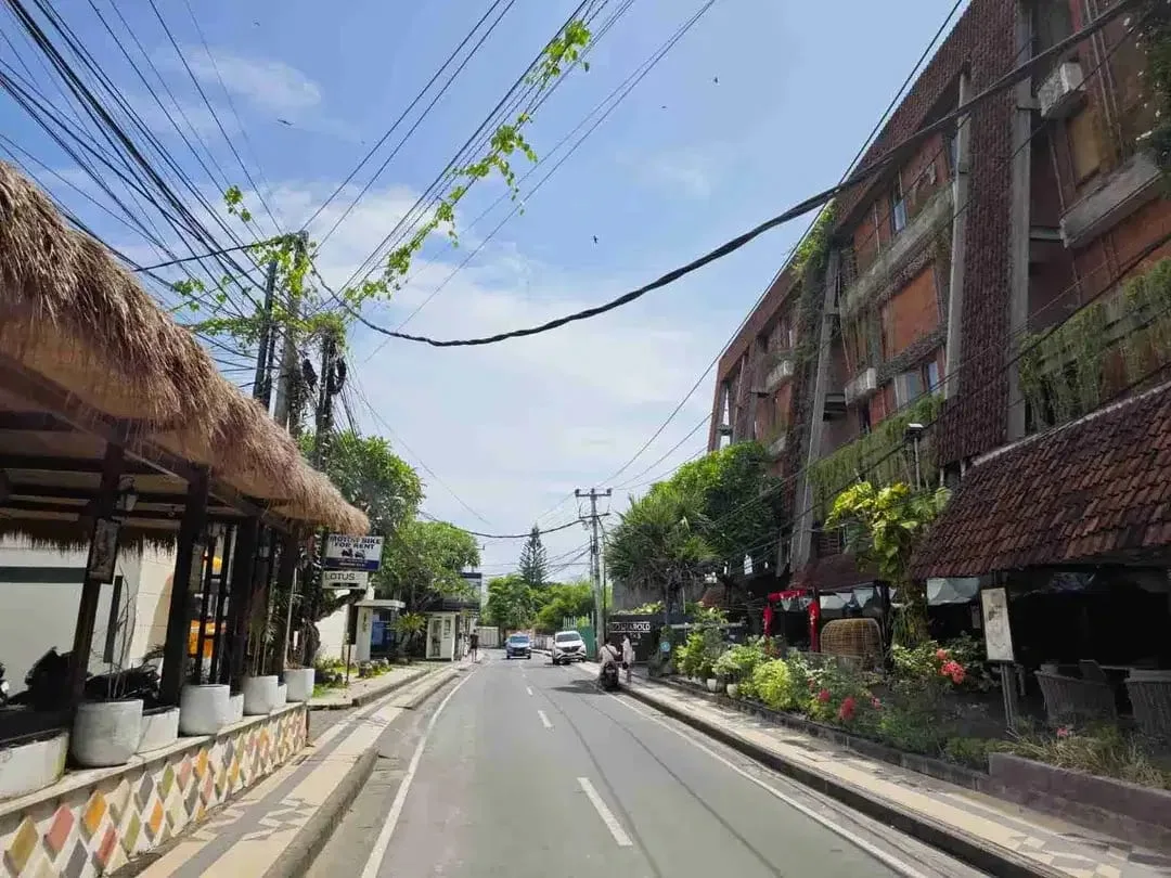 Tanah TERMURAH Jl Drupadi Pantai Seminyak - Image 4 of 9