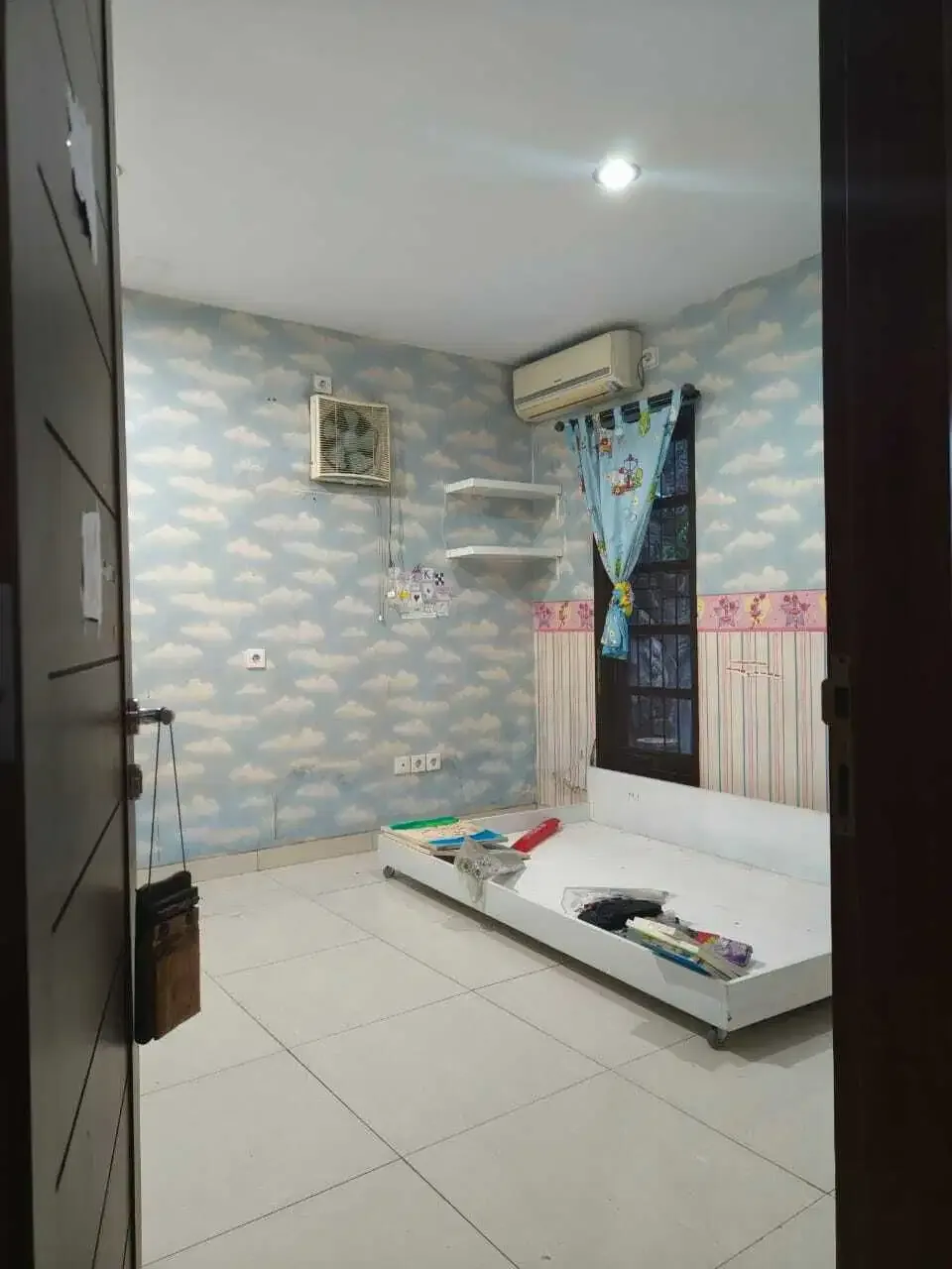 FOR SALE RUMAH DAN KOST COCOK INVESTASI LOKASI PREME SANUR - Image 2 of 10