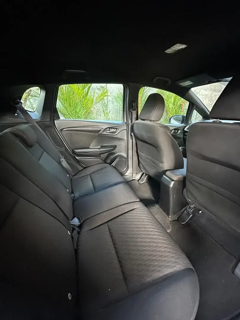 JAZZ RS 2018 MANUAL ASLI BALI LOW KM ISTIMEWA SIAP PAKAI - Image 7 of 10