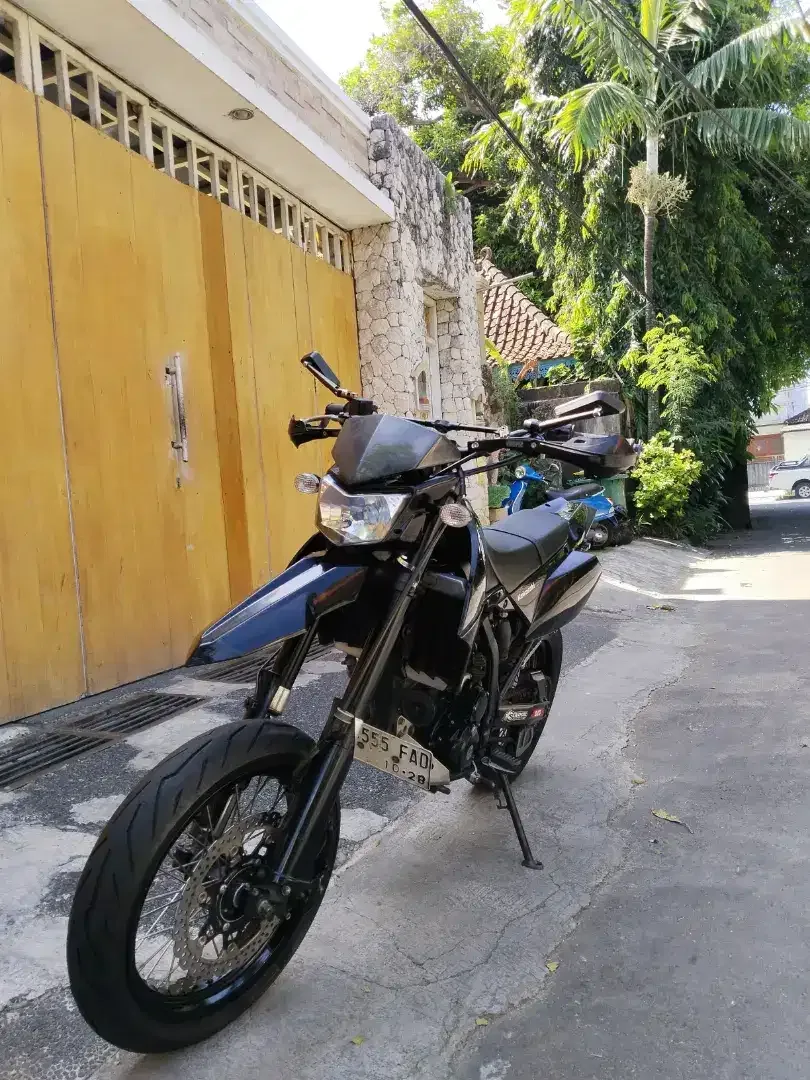 KAWASAKI DTREKER 250 CC TAHUN 2022 PAJAK OFF 2X SURAT LENGKAP - Image 3 of 8