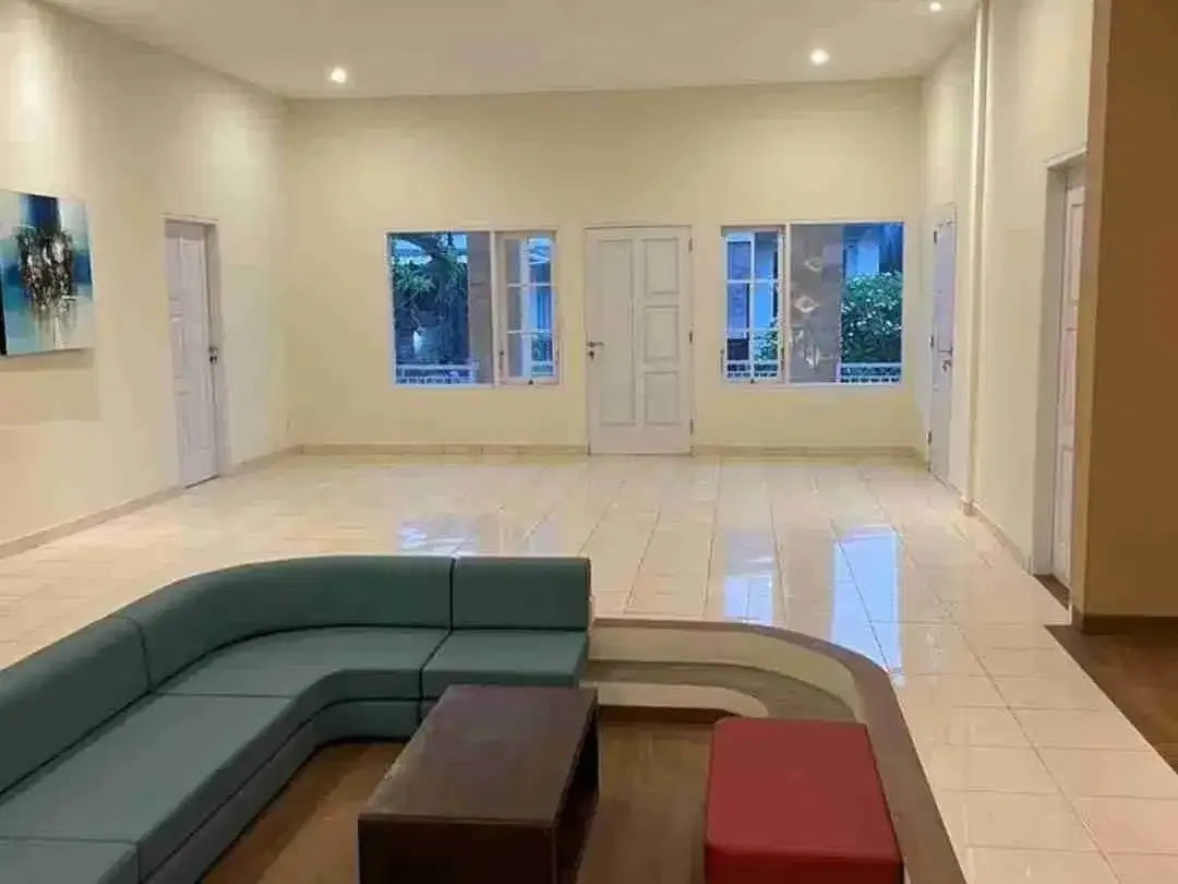 jual Rumah exclusive dan besar di kompleks Sekar Tunjung Denpasar - Image 9 of 10