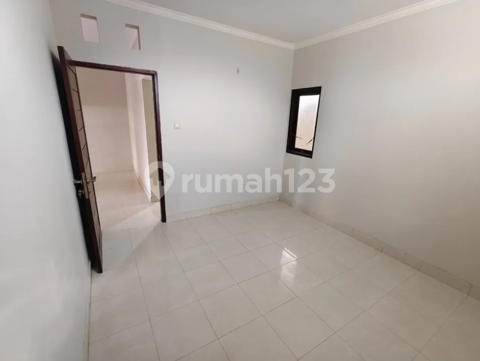 For Rent/ Sewa Rumah Murah Dalung Badung Bali Near Canggu - Image 2 of 4