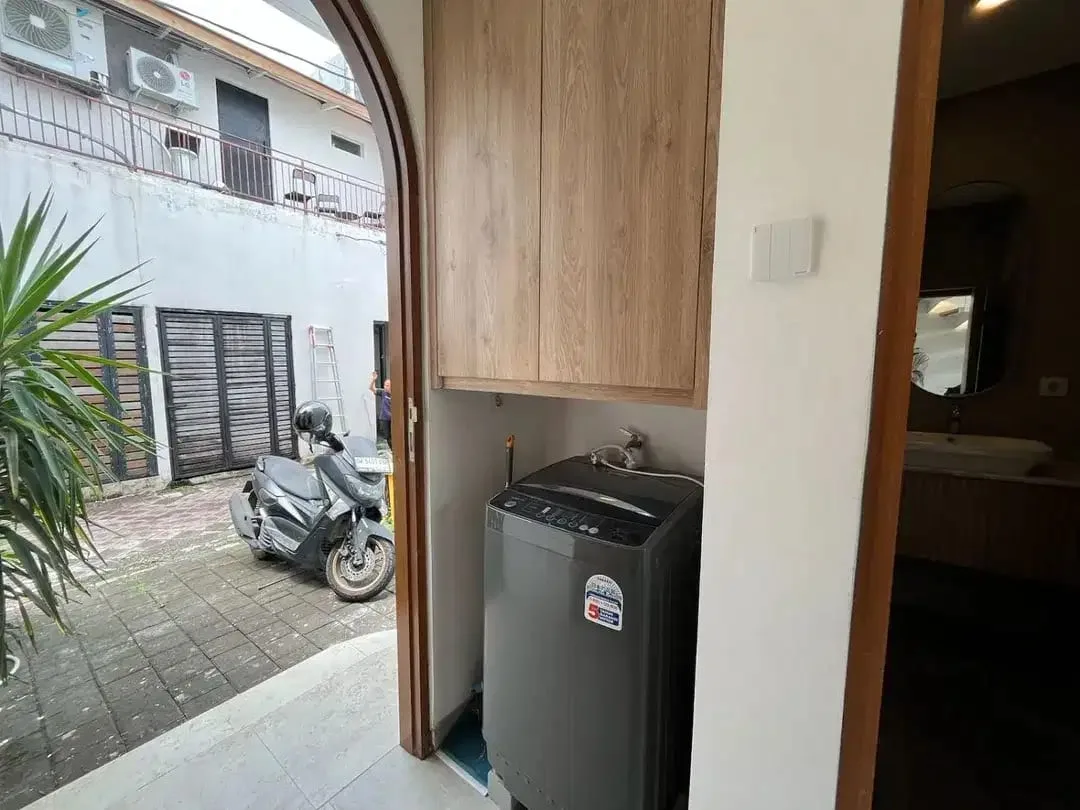 TOWNHOUSE VILLA IN DOWNTOWN CANGGU - Image 10 of 10