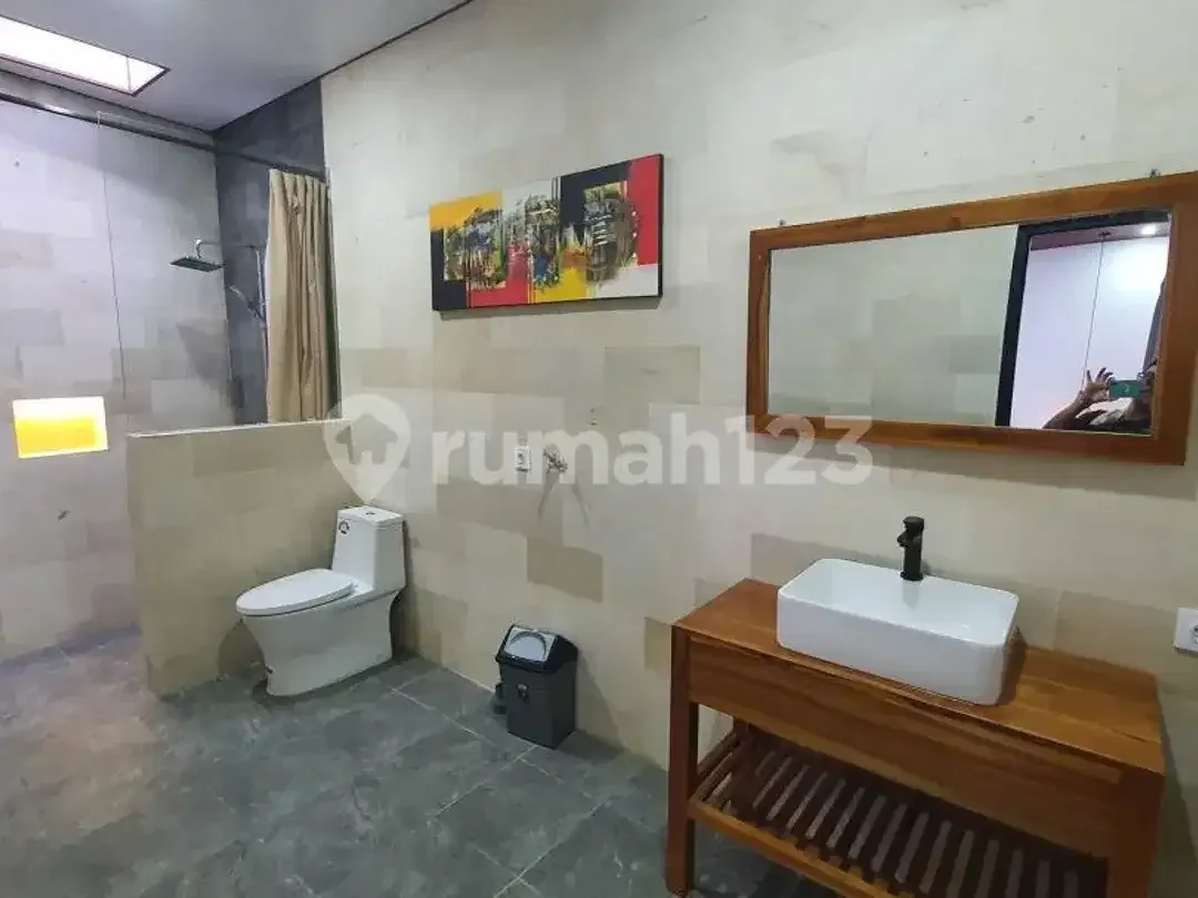 Vila Baru Tenang dan Sejuk di Kerobokan Bebas Banjir - Image 3 of 5