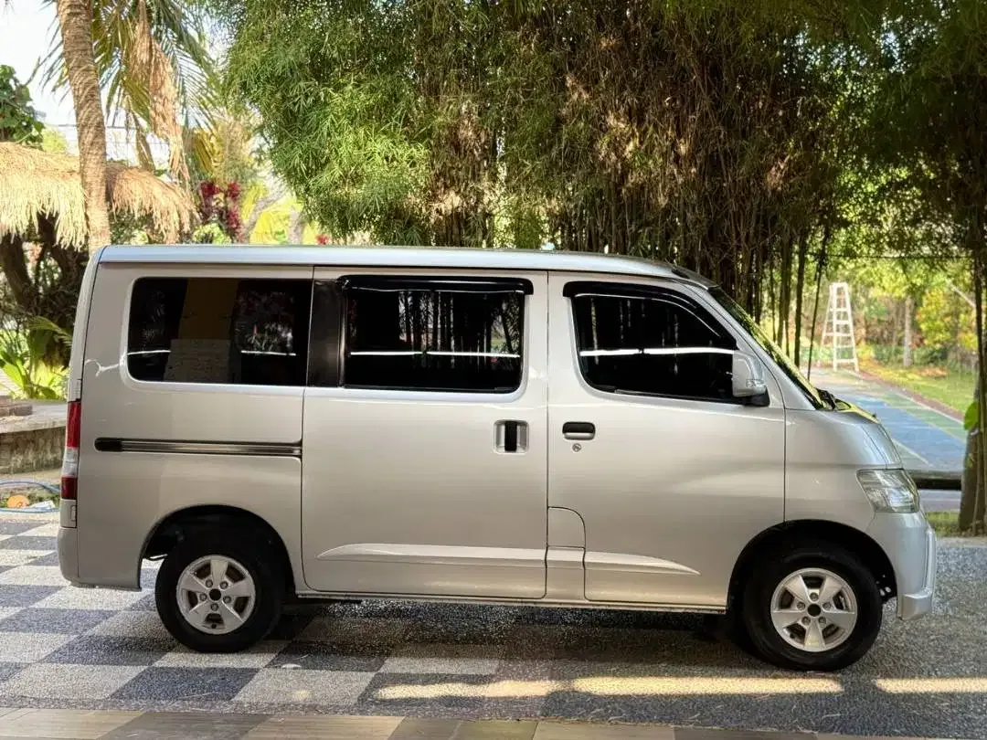 GRAN MAX MINIBUS 2013 AC PS | ISTIMEWA | SIAP USAHA | ASLI BALI DP 20J - Image 3 of 5