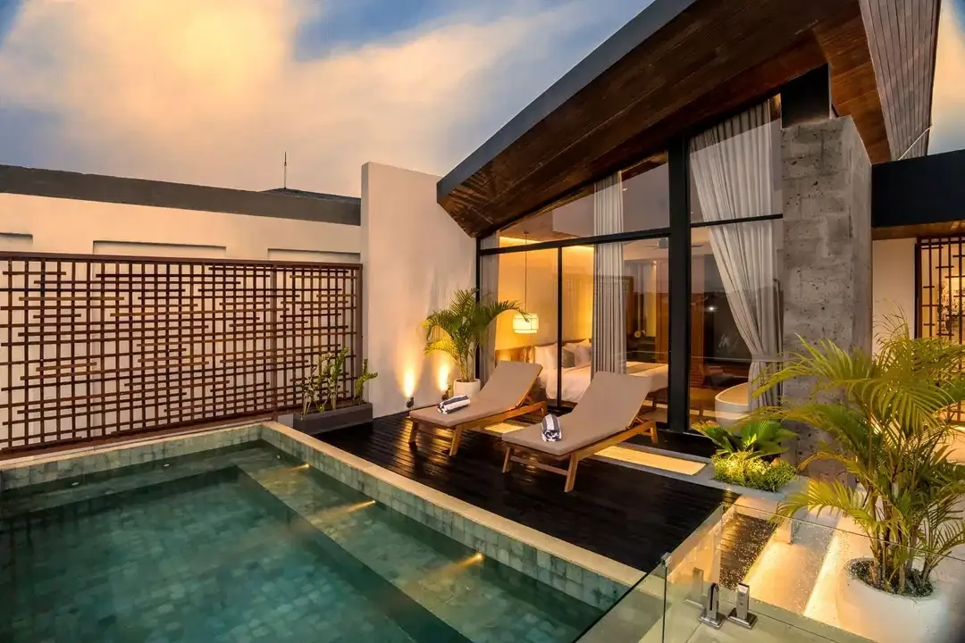VILLA BARU 4BR DAN 2POOL BEST LOKASI DI CANGGU  BATU BOLONG - Image 5 of 10