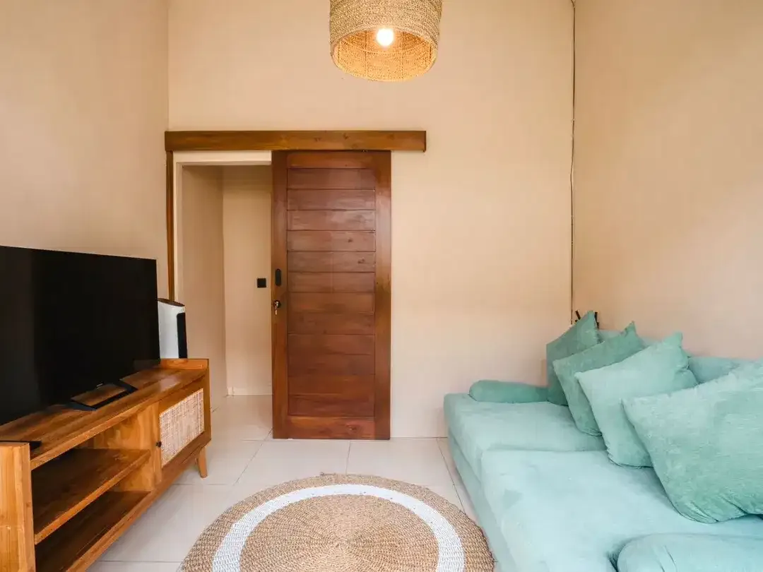 Fully Furnished Villa for Rent Near Canggu Peaceful Area with No Floods and No Nearby Construction - Image 6 of 10