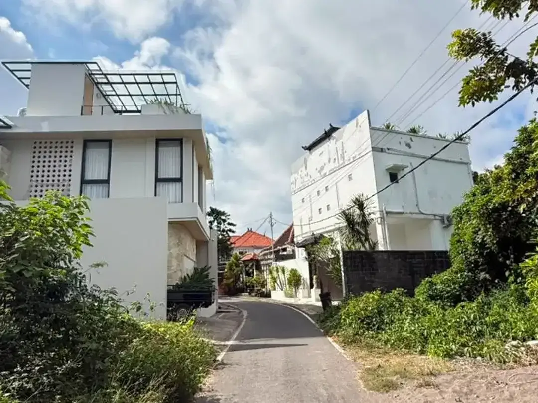 DIJUAL TANAH DI LINGKUNGAN VILLA – UNGASAN, BALI - Image 7 of 10
