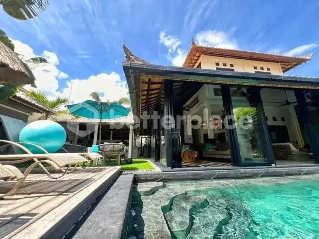 Balinese Modern 4-Bedroom Villa in the Heart of Seminyak, A Few Minutes to The Beach - Image 6 of 10