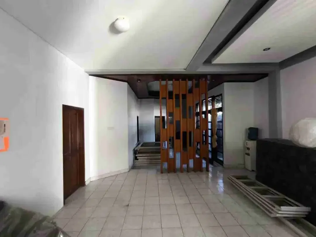 Di Jual Rumah Tinggal 2 Lantai Lokasi Strategis Di Jl. Laksamana , Sumerta Kelod, Denpasar Timur - Image 5 of 10