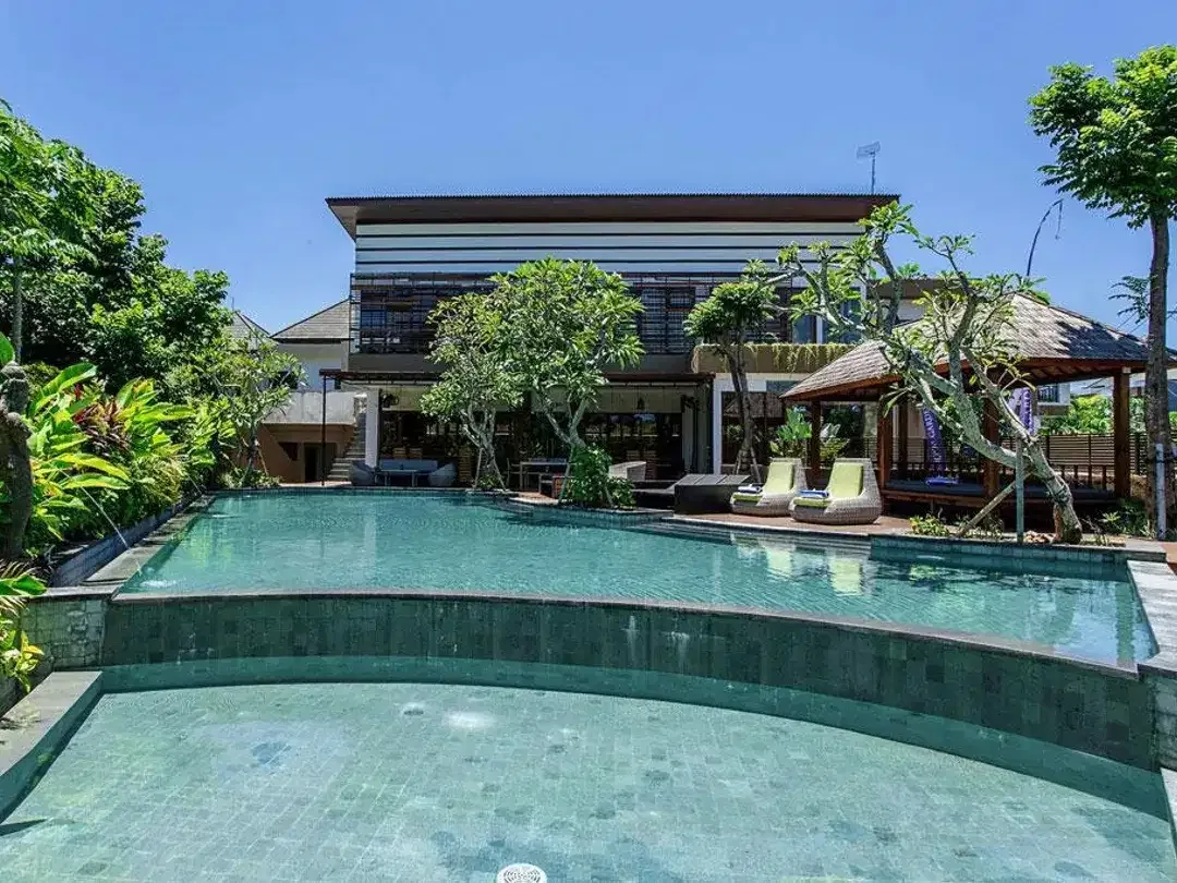 Di Jual Rumah Semi Villa 2 Gate sistem Di Taman Giri Asri - Image 3 of 10