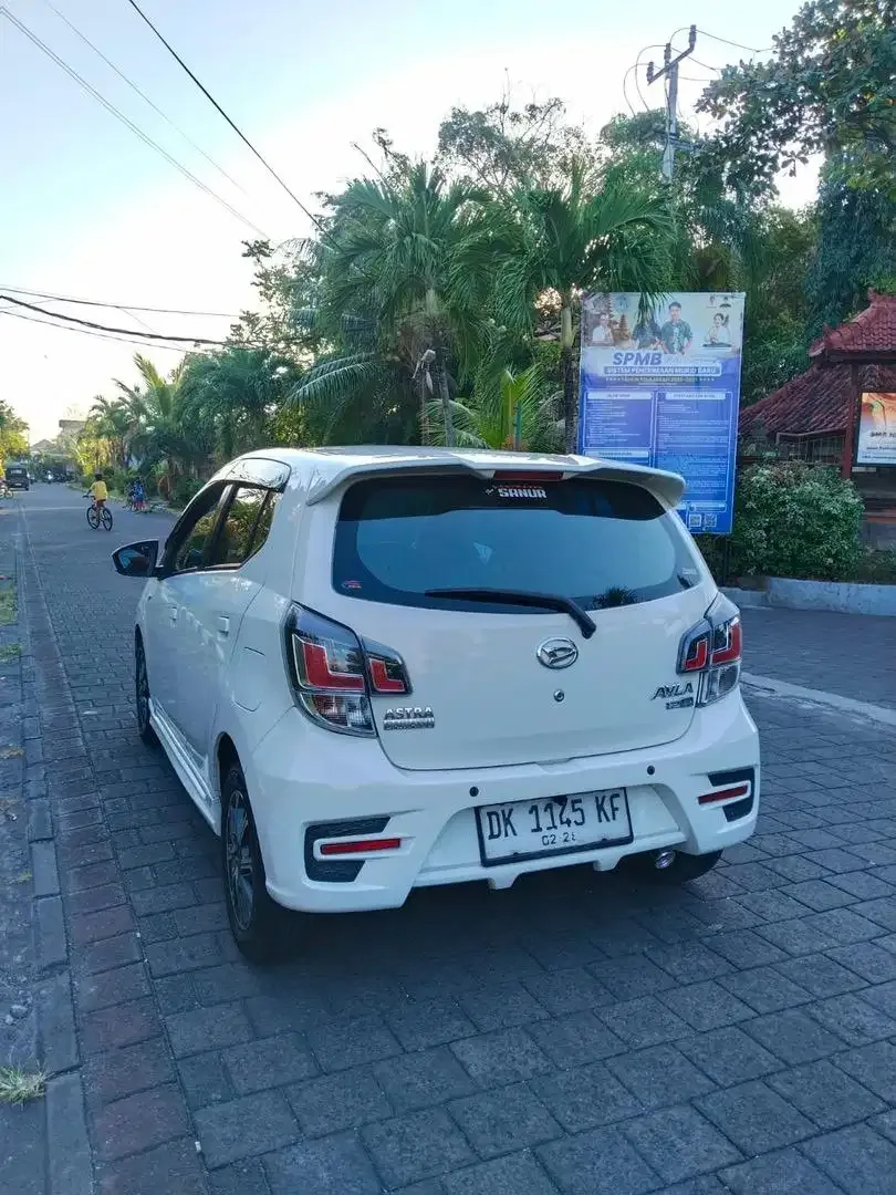 Daihatsu Ayla R 1.2 Matic Lowkm DP 5 JT - Image 5 of 9