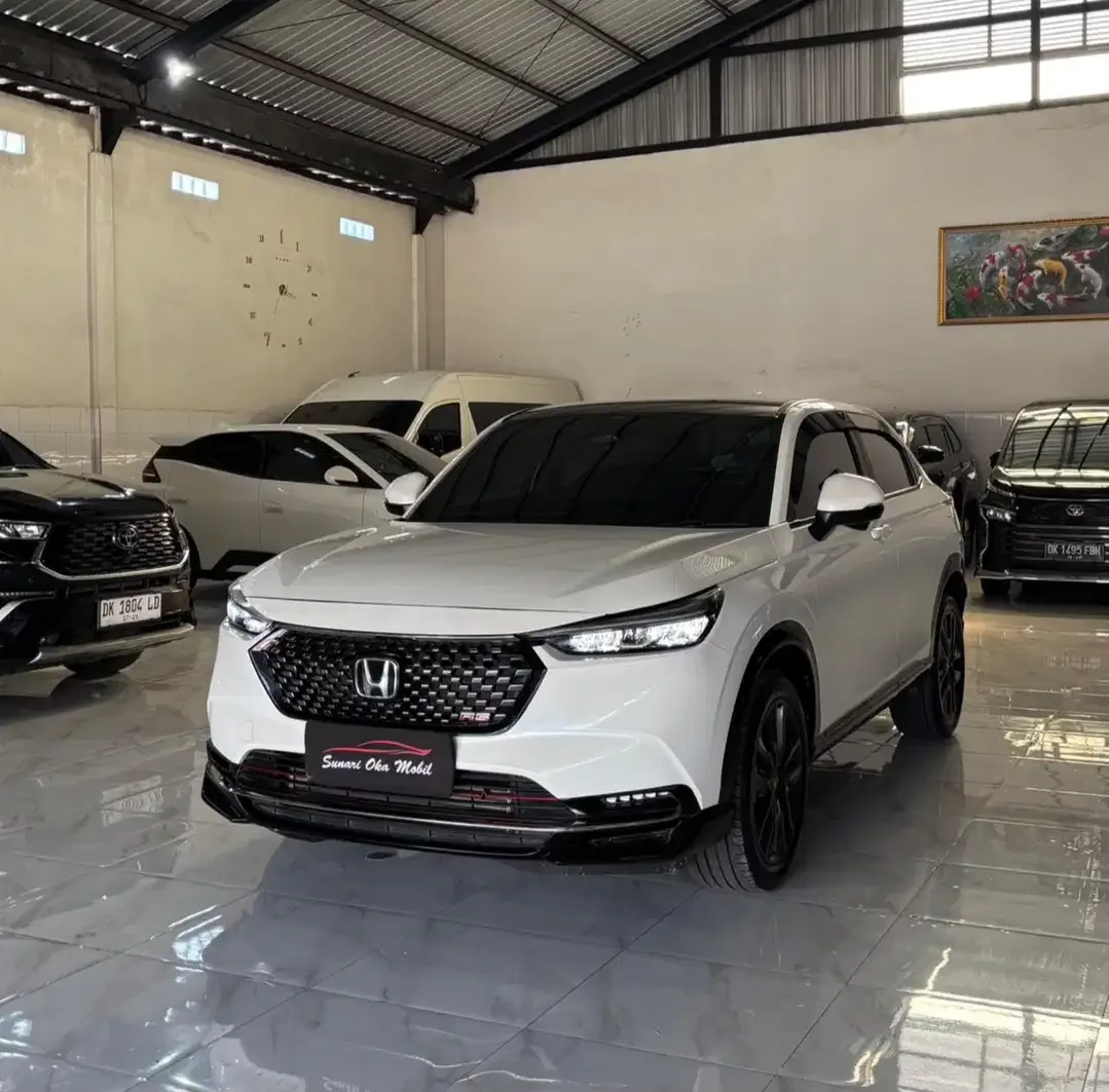 HONDA HRV RS 1.5 TURBO - Image 2 of 6