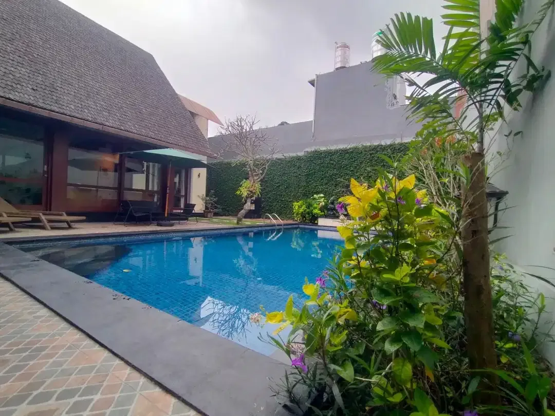 Dijual / Disewakan – Vila Mewah 3 Kamar Tidur di Umalas, Kerobokan - Image 7 of 10