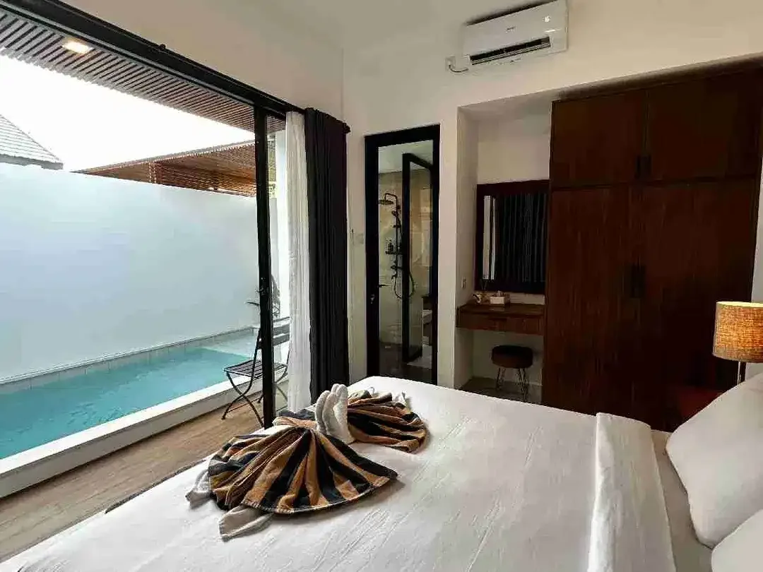 Villa Modern Minimalis 2 Kolam Renang di Umalas - Image 2 of 10