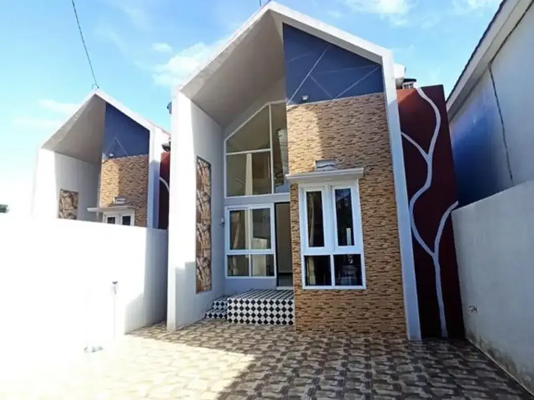 Villa Baru 3 Kamar Tidur Dekat Pantai Melasti Dijual di Ungasan - Image 1 of 9