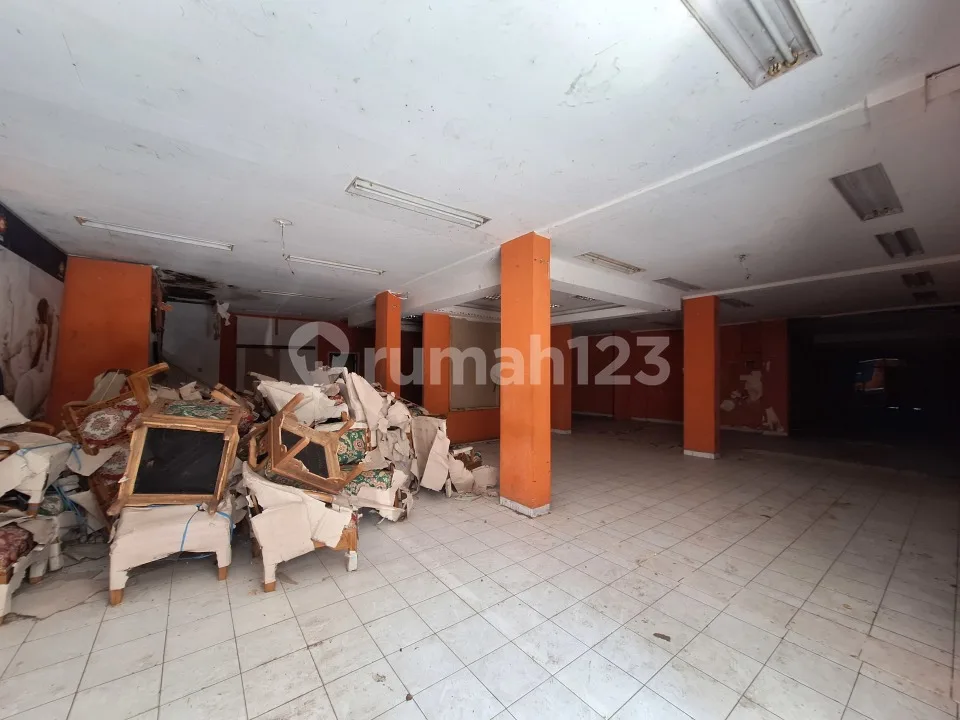 3 Ruko Gandeng 3 Lantai di Sudirman Agung - Image 4 of 4