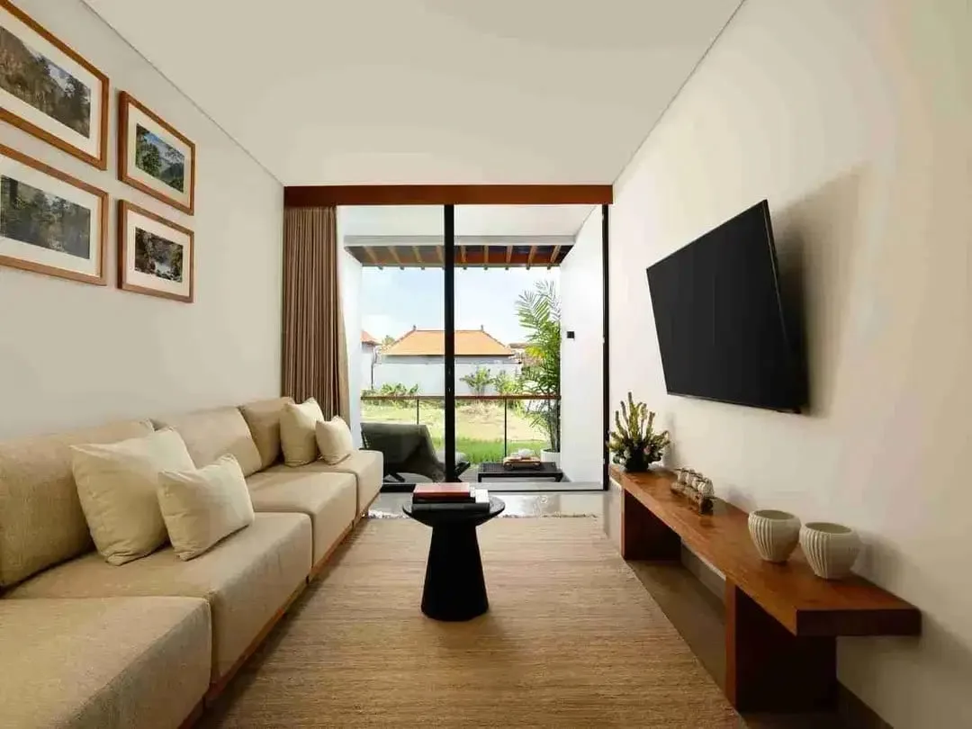 Vila Mewah 7 Kamar Dekat Pantai di Canggu Bali - Image 6 of 10