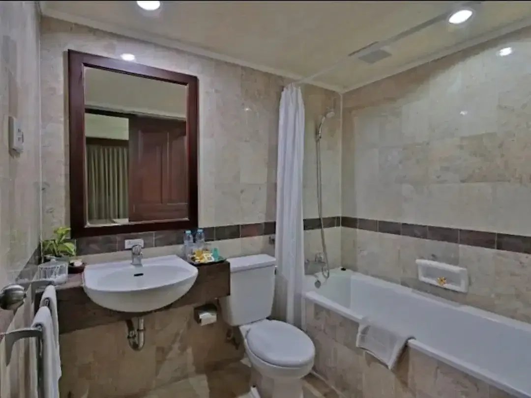 2 Unit Apartment Connecting Room Siap Huni Furnish Terawat di Jayakarta Bali Beach - Image 1 of 10