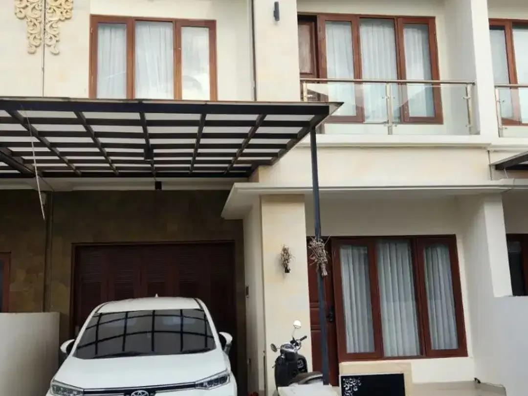 Dijual villa di seminyak suite lokasi sangat strategis - Image 1 of 10