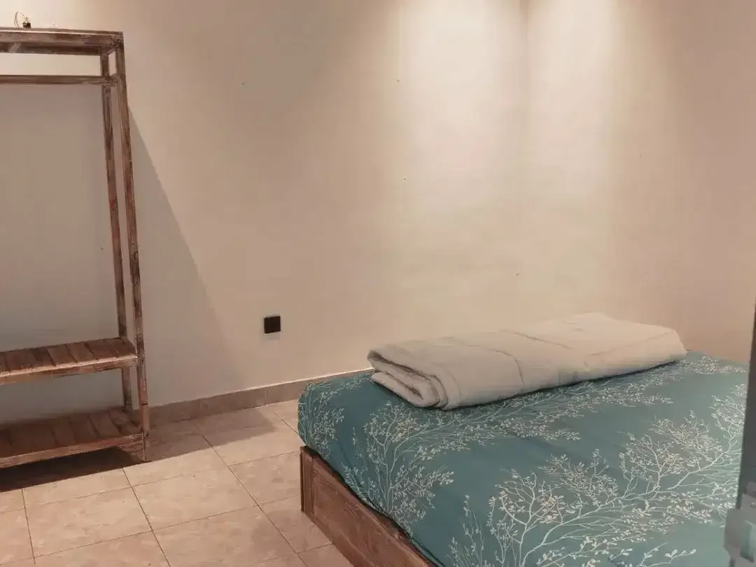 RUMAH DISEWAKAN – SEMI-FURNISHED – Padangsambian Klod (SS) - Image 4 of 10