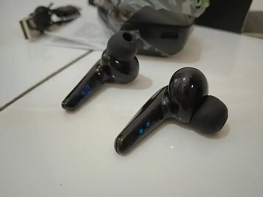 60rb BARU-Dijual Murah Headset Bluetooth Smart Digital Wireless TWS - Image 3 of 4