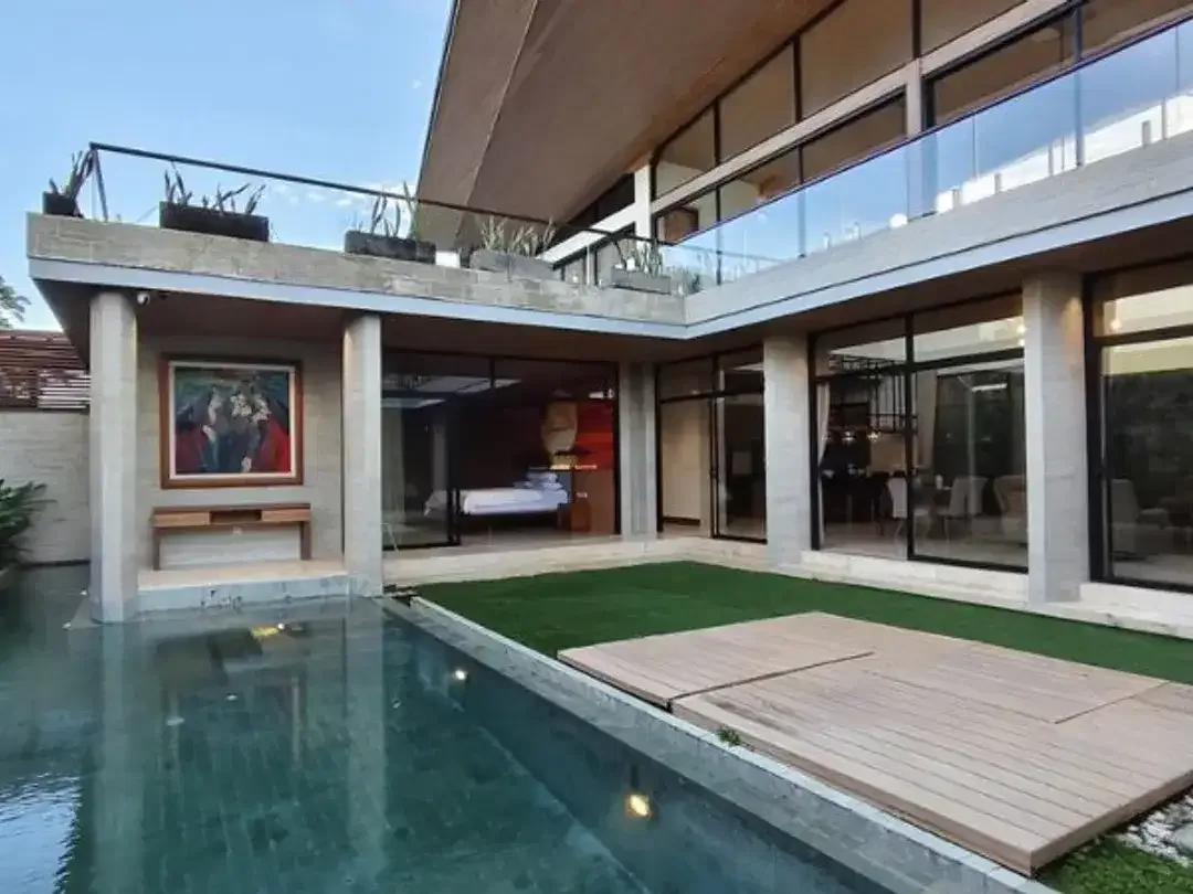 VILLA LUXURY DAN OCEAN VIEW IN SANUR DENPASAR - Image 3 of 10