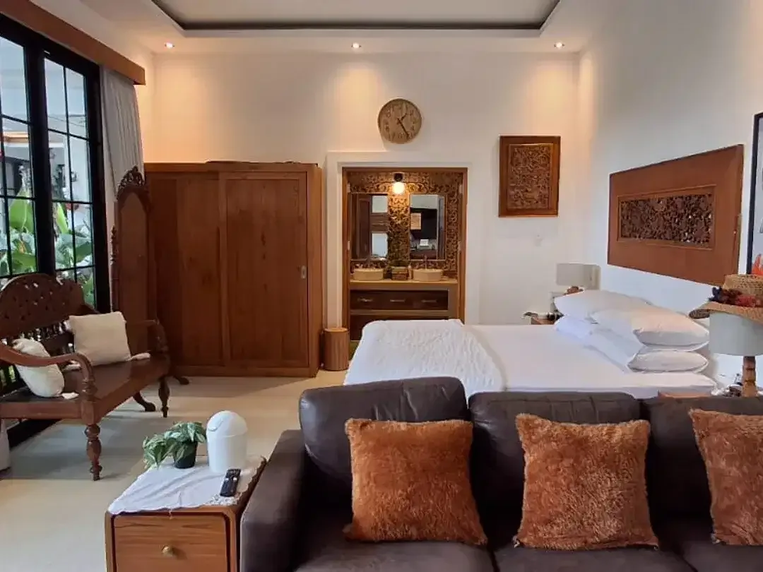 Disewakan villa 8 bedroom cocok untuk air BNB di Nusa Dua, Bali - Image 2 of 9