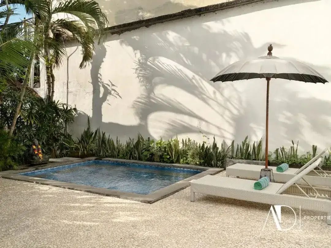 LEASEHOLD | 3-BEDROOM TROPICAL VILLA IN BATU BOLONG, CANGGU - Image 7 of 10
