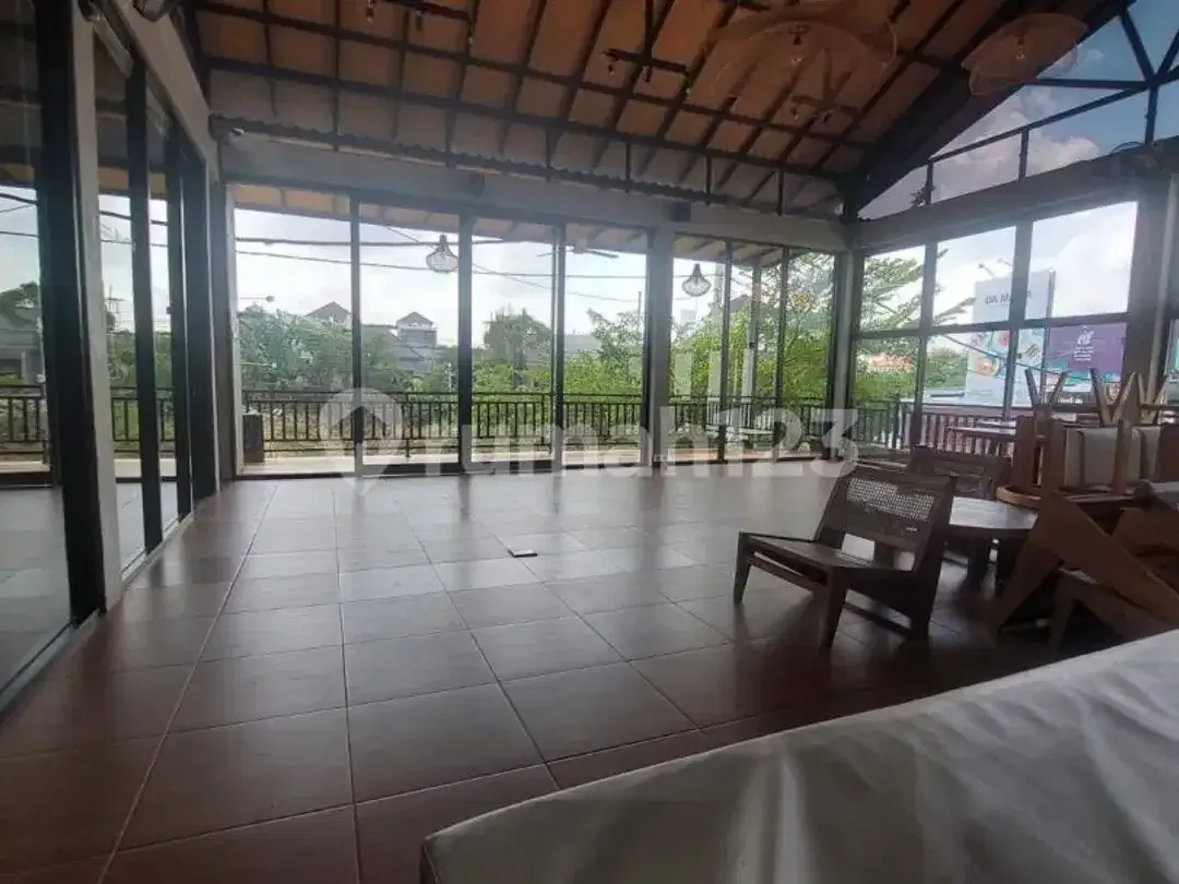 Disewakan Ruang Usaha Ex Resto Strategis di Canggu - Image 2 of 5