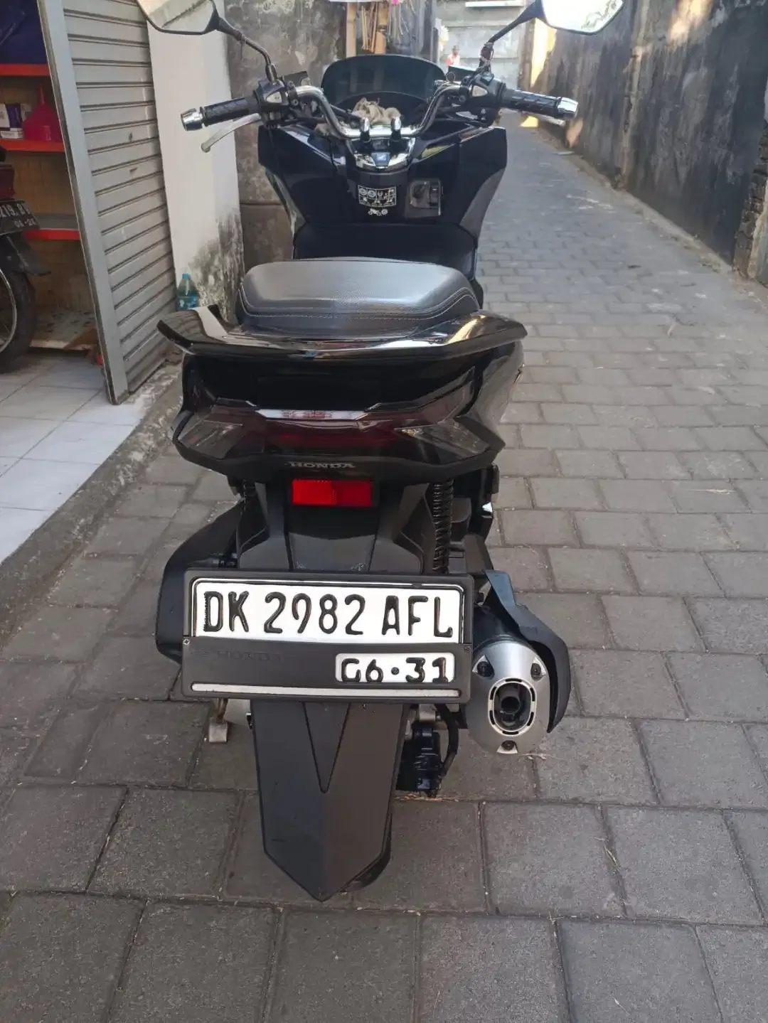Honda pcx 160 cc abs (hitam) - Image 8 of 9