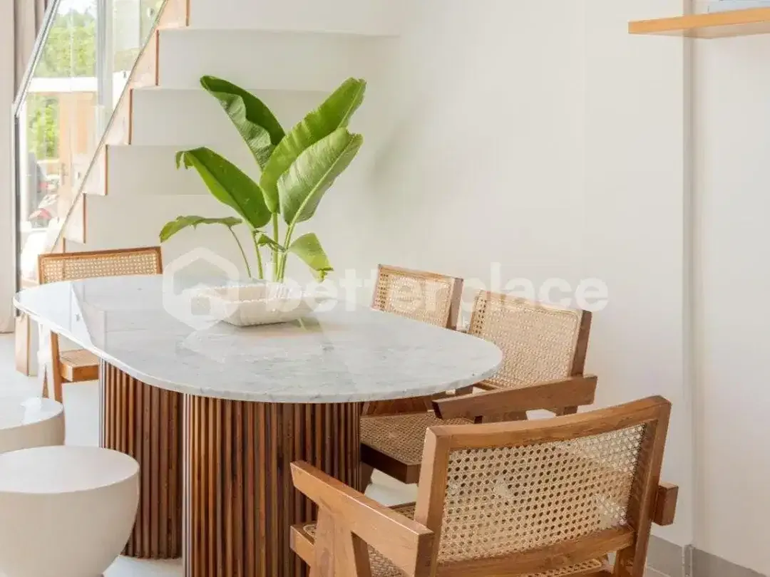Stylish Two-Storey Villa with Sauna and Pool, Just Minutes from Bingin Beach - Image 10 of 10