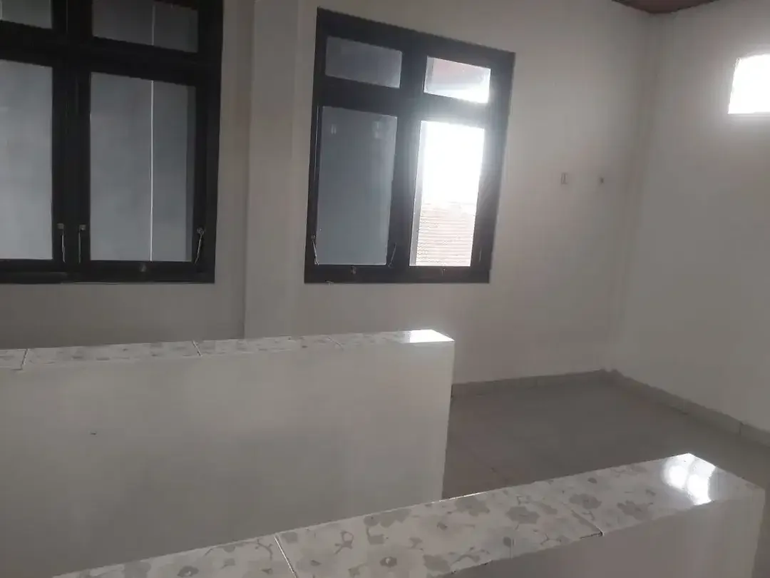DISEWAKAN RUMAH / RUANG USAHA – PENGUBENGAN, KEROBOKAN - Image 5 of 10