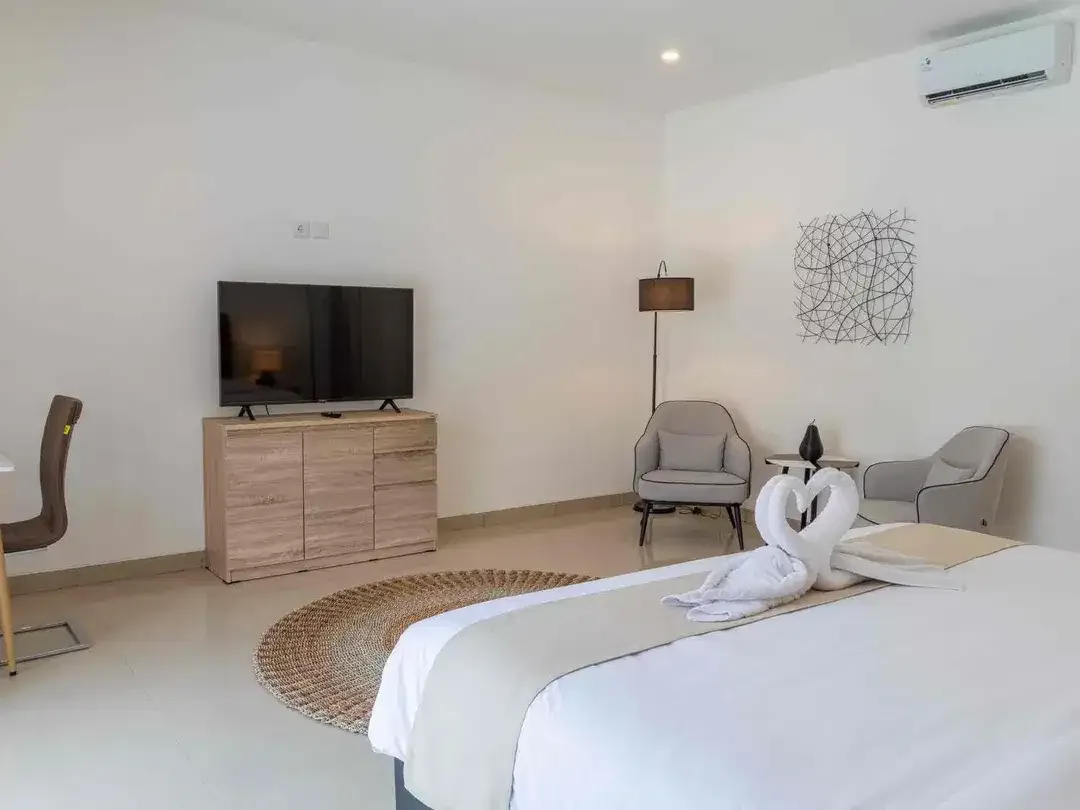LIMITED TIME PRICE OFFER
LEASEHOLD VILLA 3BR BERAWA, CANGGU - Image 10 of 10