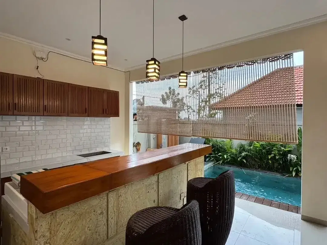 DISEWAKAN — VILLA 2 KAMAR DI LOKASI STRATEGIS, TIBUBENENG - Image 6 of 7
