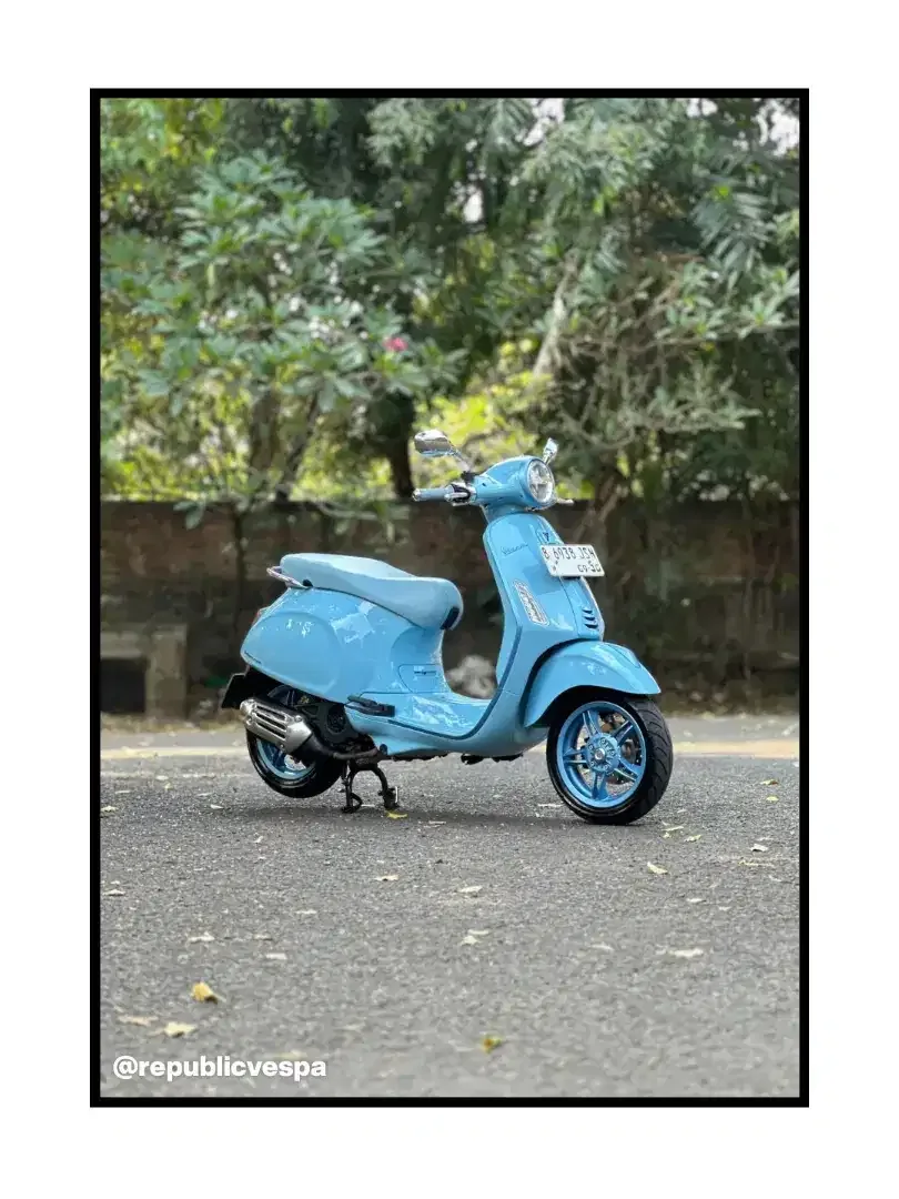 VESPA PRIMAVERA S NEW MODEL 150 IGET ABS LED TH 2025 PERCECT CONDITION - Image 1 of 7