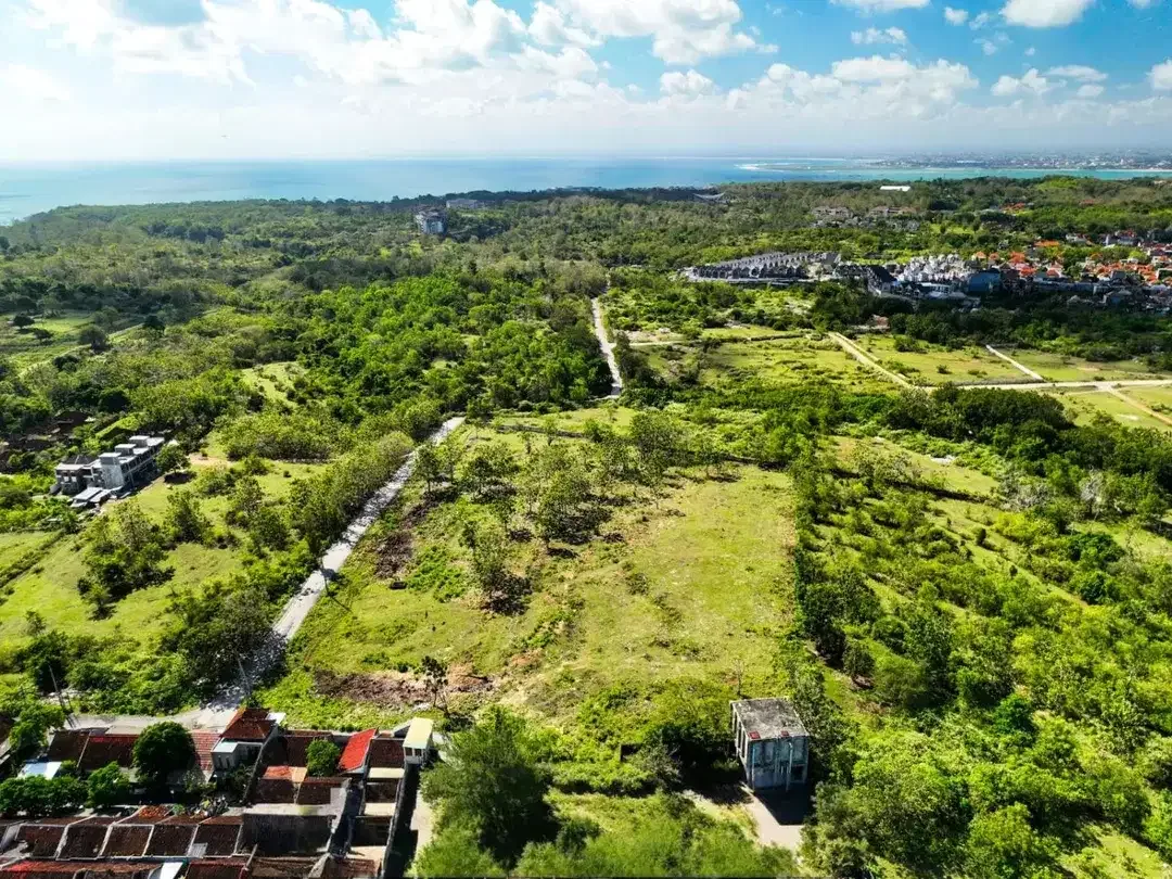tanah premium yang berlokasi di balangan ungasan,lokasi strategis,sebelah project the link - Image 1 of 5