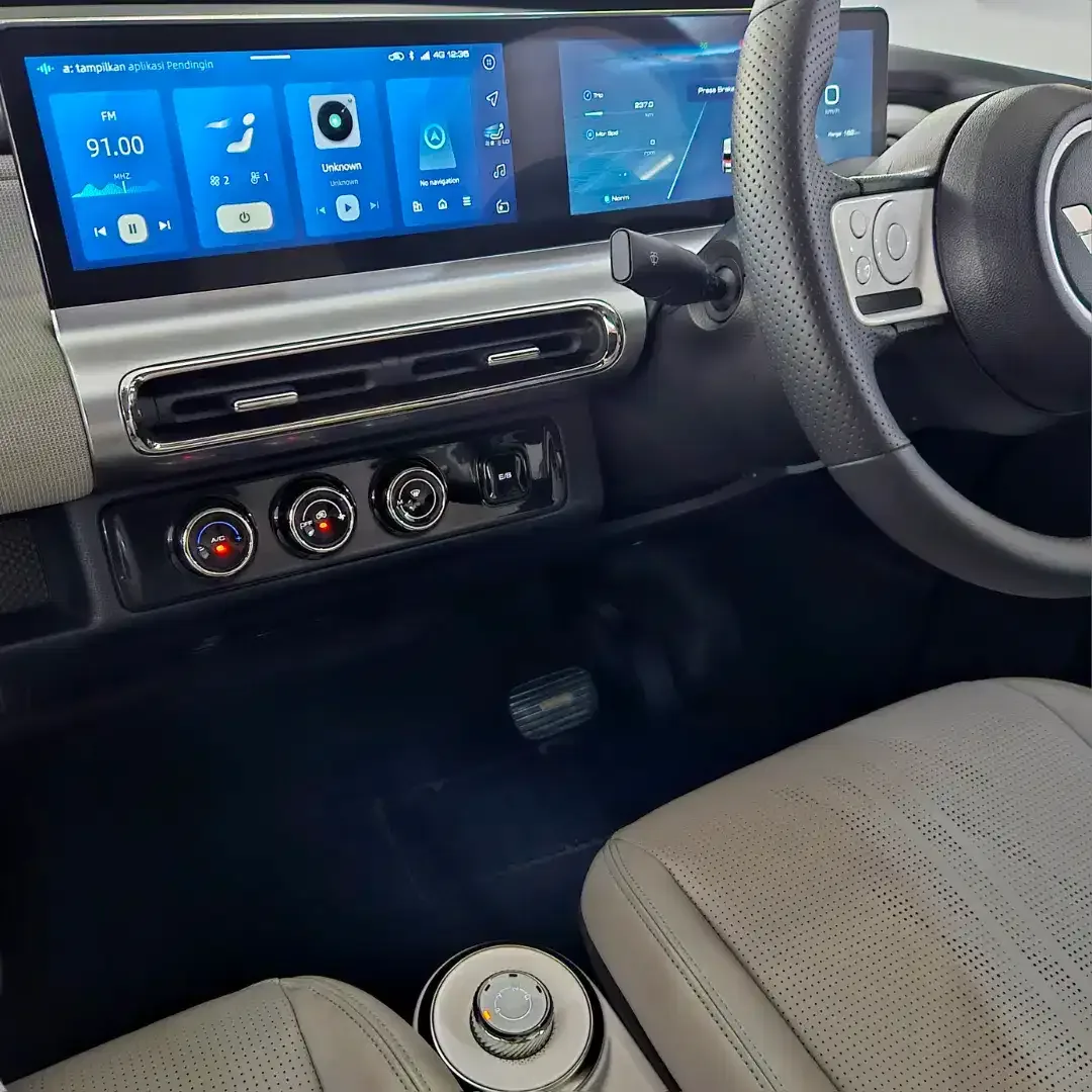 [2023] Wuling Air EV Long Range 300Km 2023 asliDK LowKM bkn 2024 - Image 9 of 10