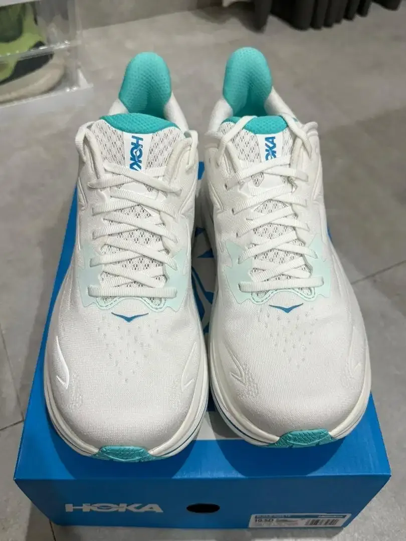 HOKA Running Shoes, size 44 2/3 - Image 2 of 8